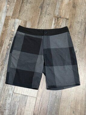 Men’s PrAna "Breath" Board Shorts size 32